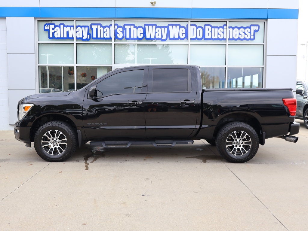 2021 Nissan TITAN Crew Cab SV 4x4