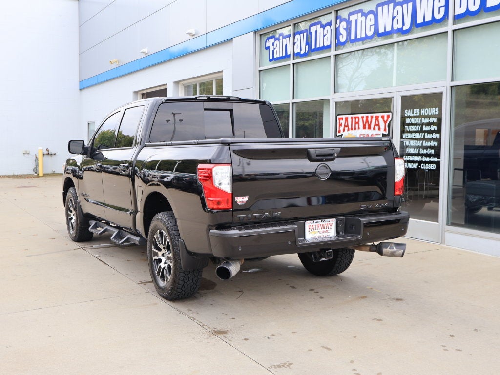 2021 Nissan TITAN Crew Cab SV 4x4