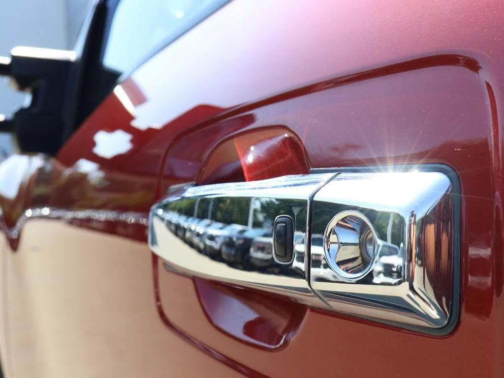 2017 Nissan TITAN XD SV Gas