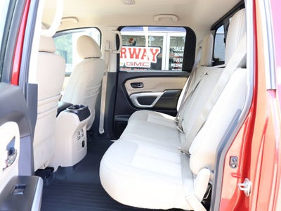 2017 Nissan TITAN XD SV Gas
