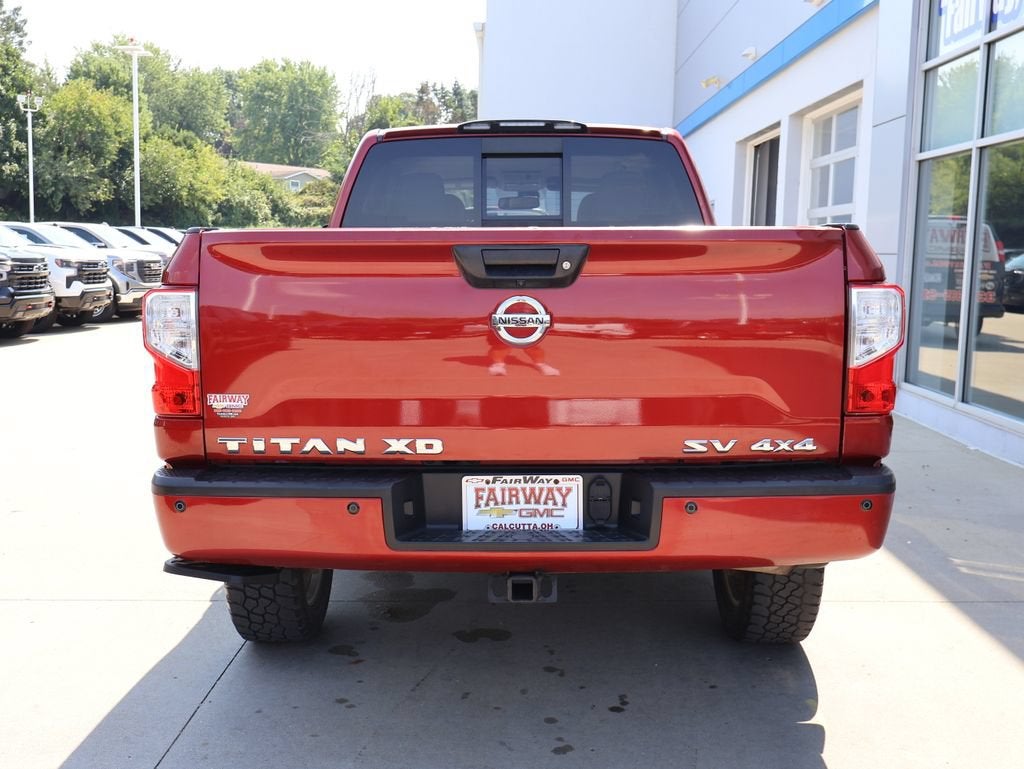 2017 Nissan TITAN XD SV Gas