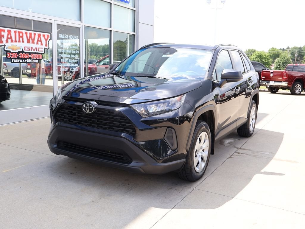 2020 Toyota RAV4 LE