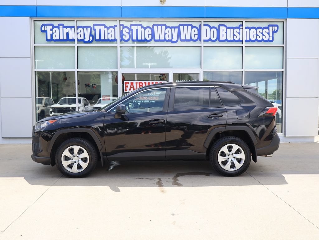 2020 Toyota RAV4 LE