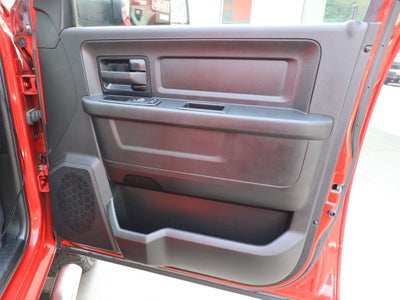 2018 RAM 2500 Tradesman Crew Cab 4x4 6'4" Box