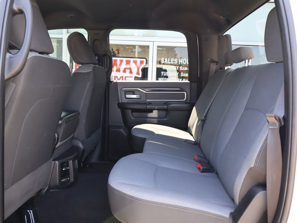 2022 RAM 2500 Big Horn Crew Cab 4x4 6'4" Box