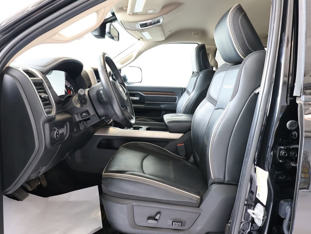 2022 RAM 2500 Laramie Crew Cab 4x4 6'4" Box