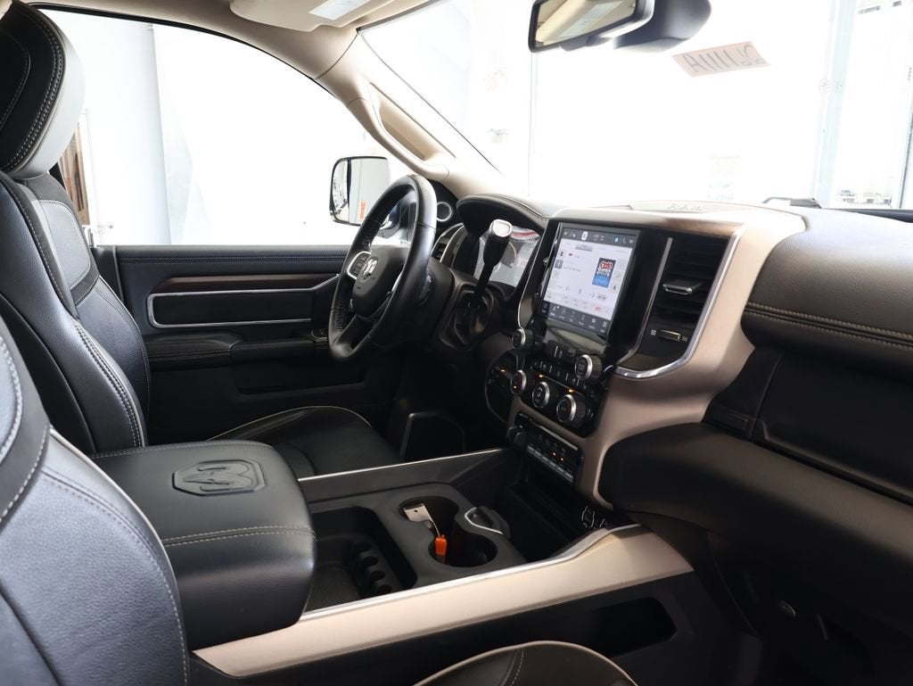 2022 RAM 2500 Laramie Crew Cab 4x4 6'4" Box