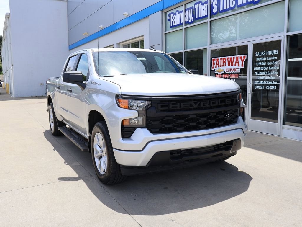 2022 Chevrolet Silverado 1500 Custom