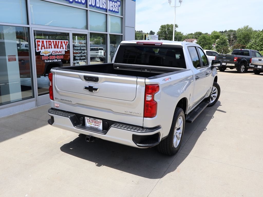 2022 Chevrolet Silverado 1500 Custom