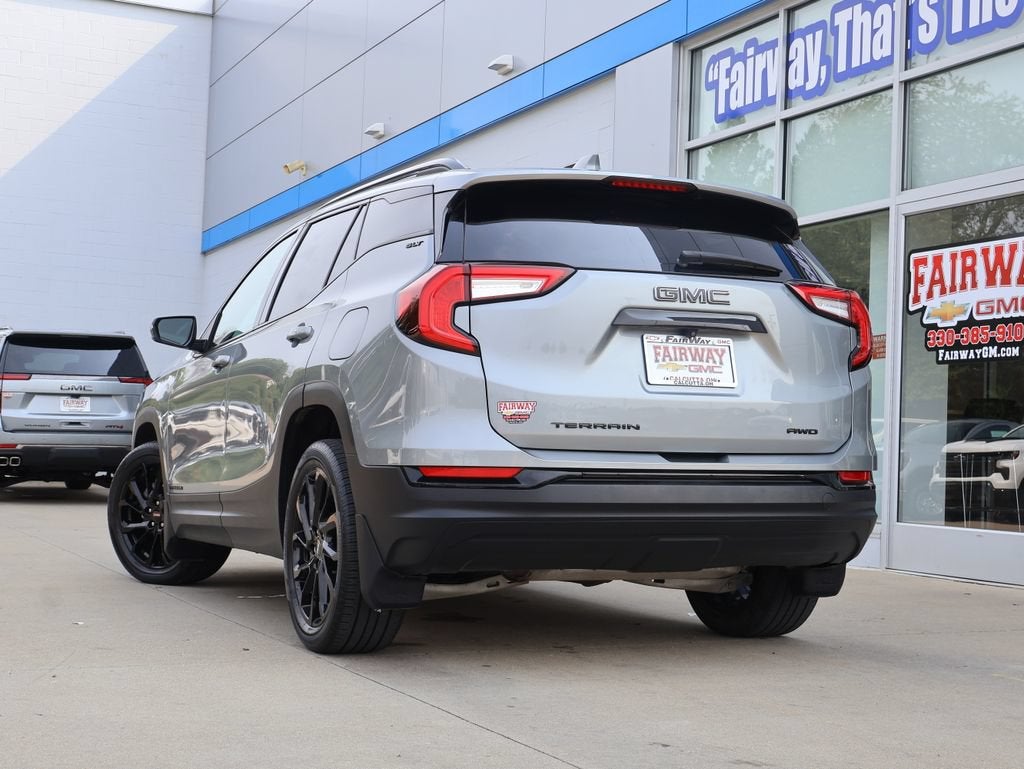 2023 GMC Terrain SLT