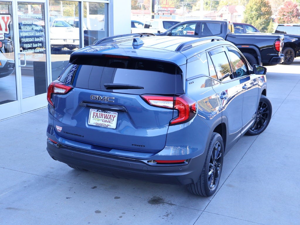 2024 GMC Terrain SLT