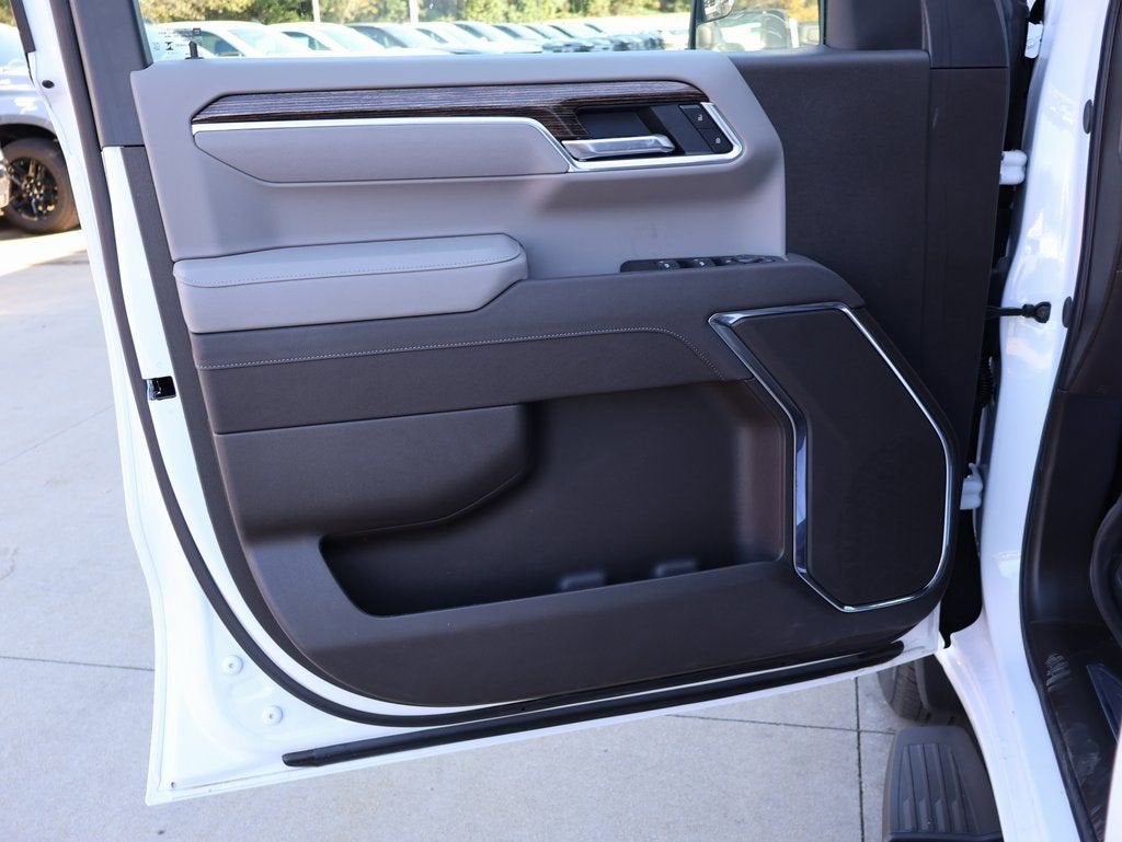 2025 GMC Sierra 1500 SLE