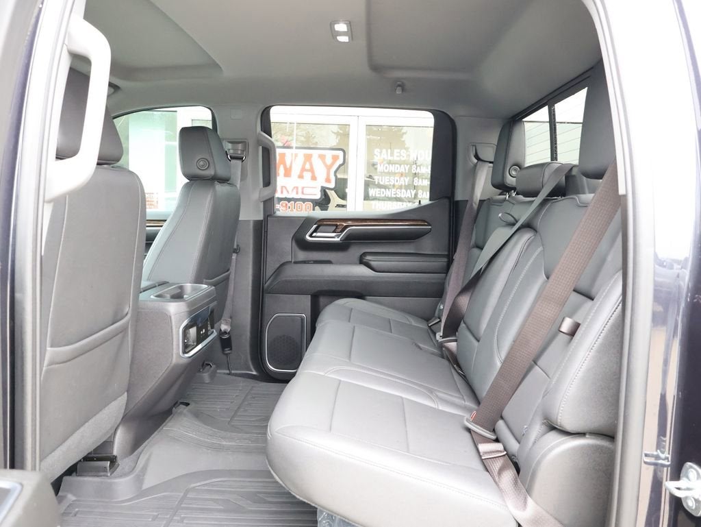 2023 GMC Sierra 1500 Elevation