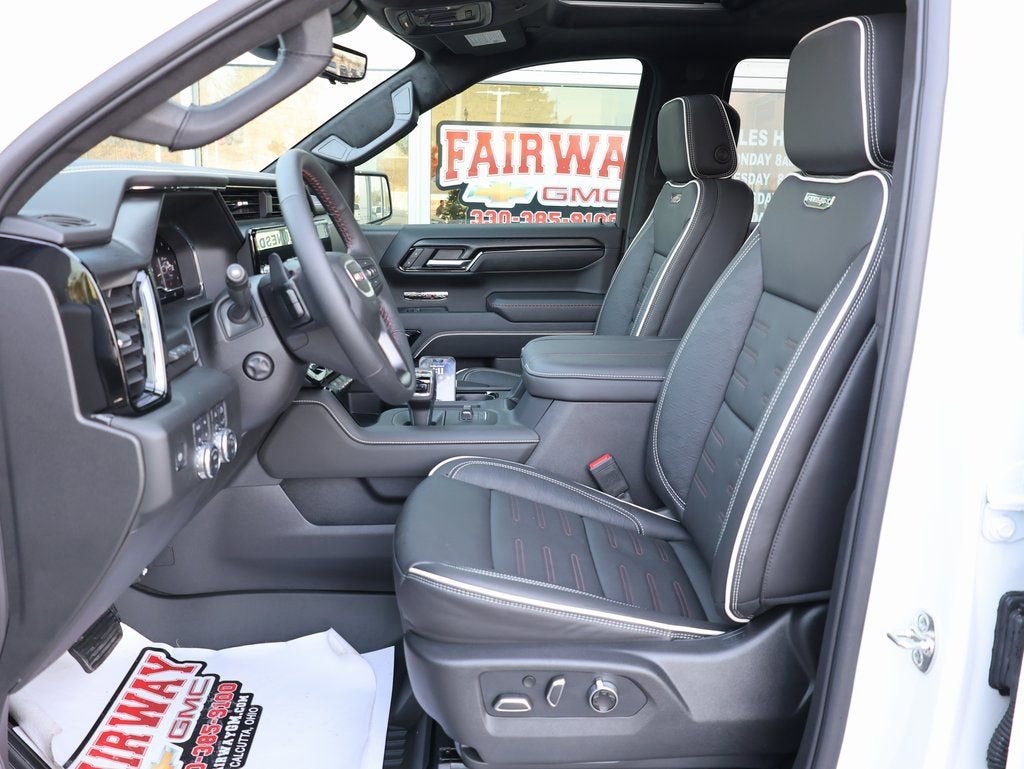 2025 GMC Sierra 1500 AT4X