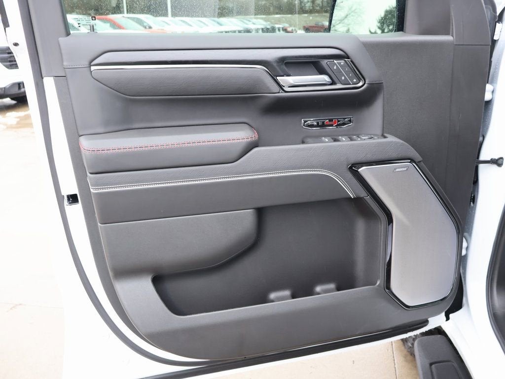 2025 GMC Sierra 1500 AT4X