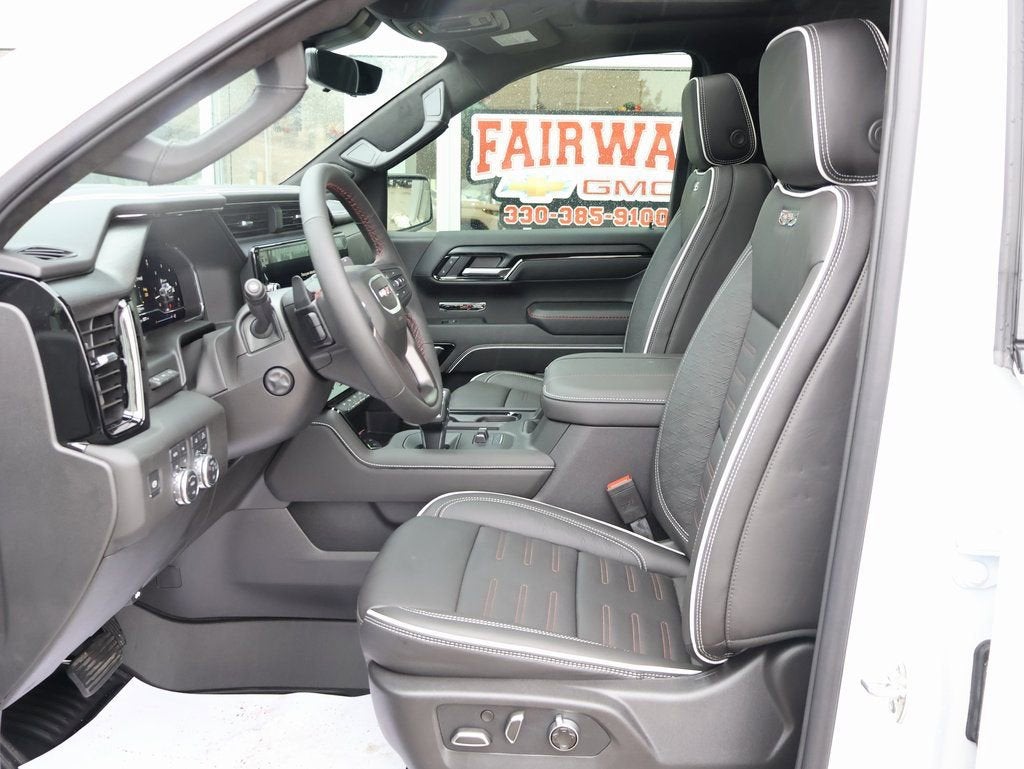 2025 GMC Sierra 1500 AT4X