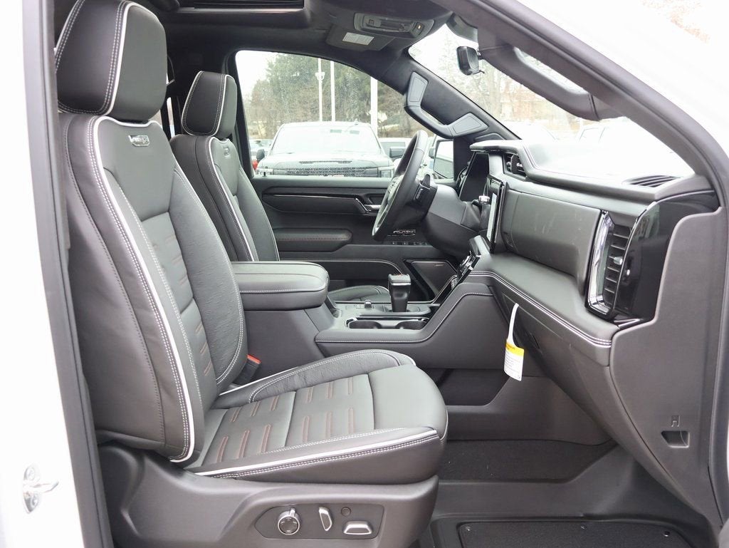 2025 GMC Sierra 1500 AT4X