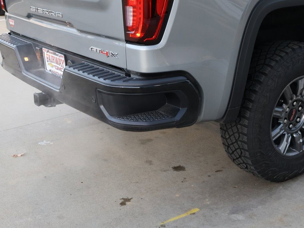 2025 GMC Sierra 1500 AT4X