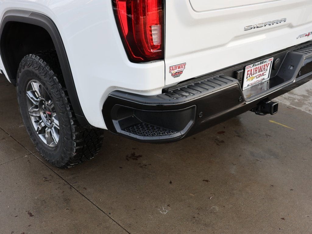 2025 GMC Sierra 1500 AT4X