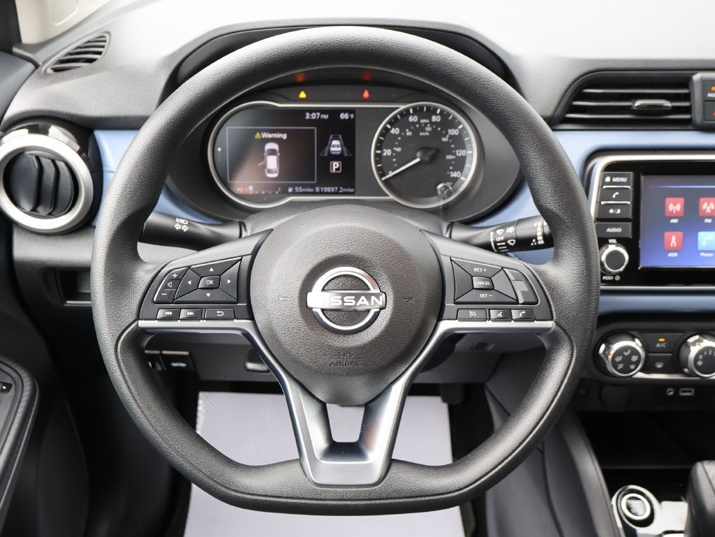 2024 Nissan Versa 1.6 SV