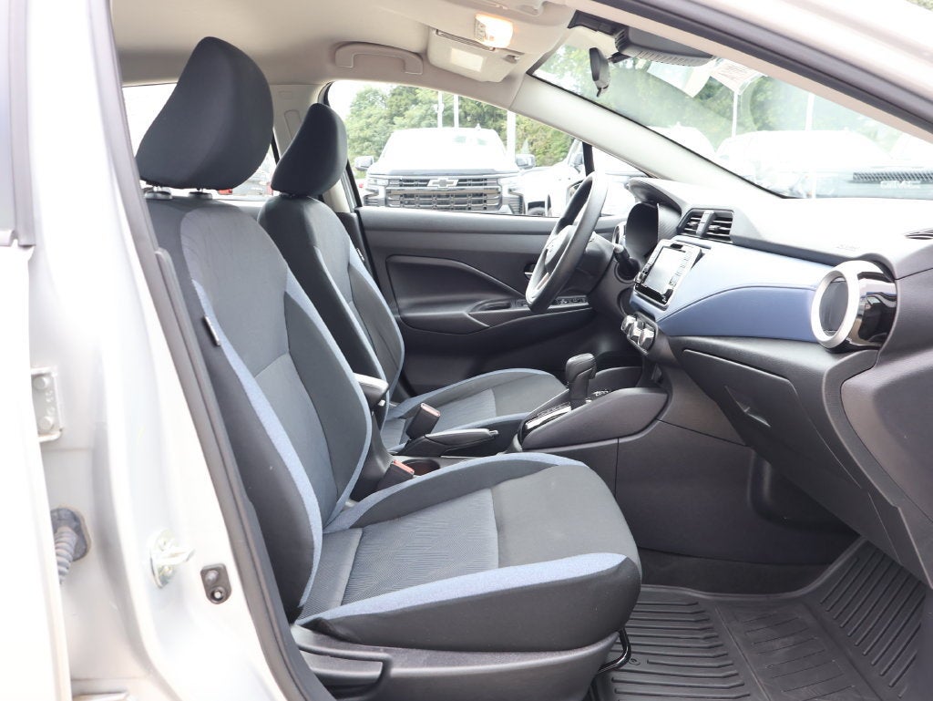 2024 Nissan Versa 1.6 SV