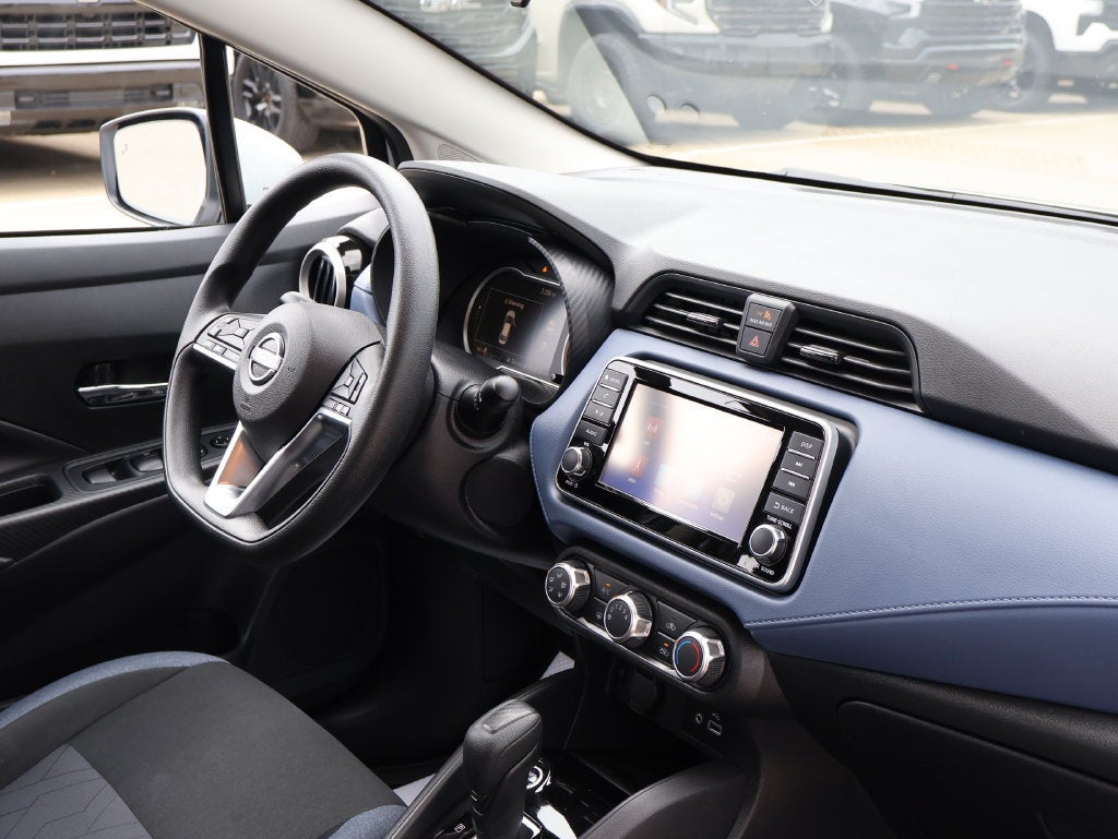 2024 Nissan Versa 1.6 SV