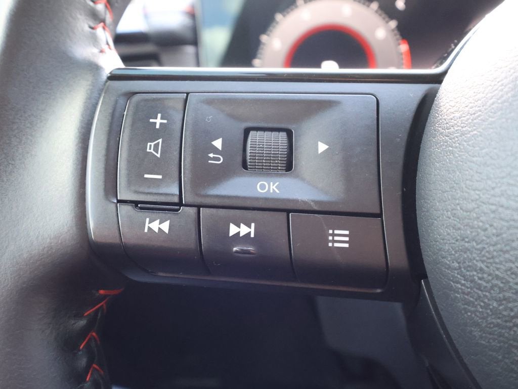 2025 Nissan Kicks SR Intelligent AWD