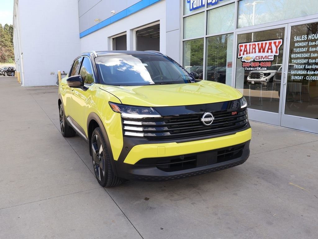2025 Nissan Kicks SR Intelligent AWD