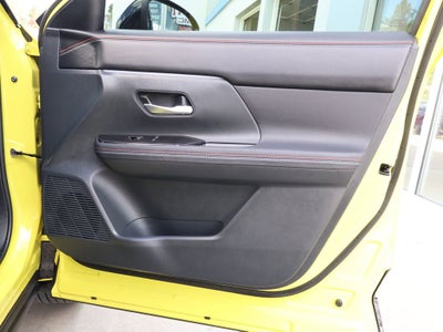 2025 Nissan Kicks SR Intelligent AWD