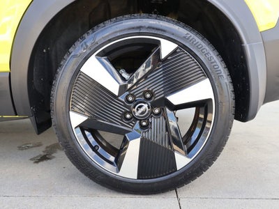 2025 Nissan Kicks SR Intelligent AWD