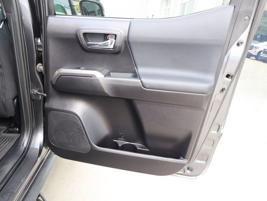 2021 Toyota Tacoma 4WD SR