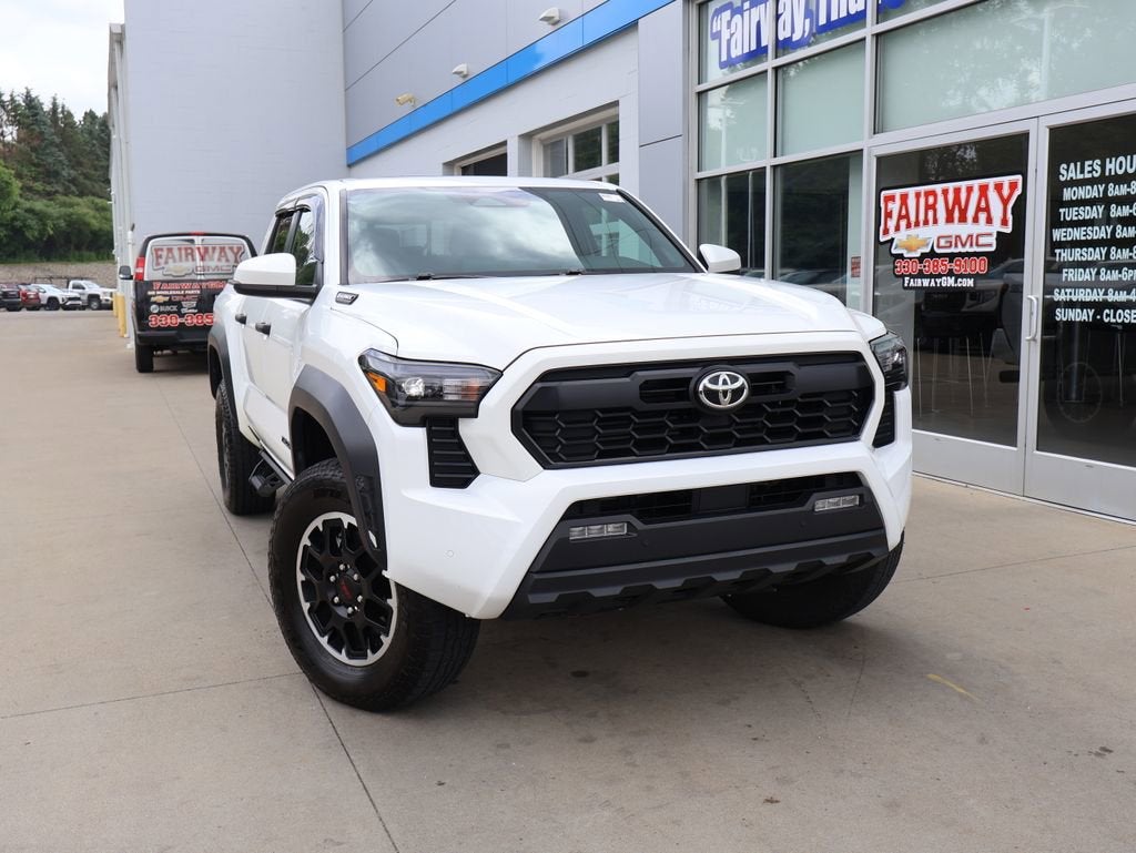 2025 Toyota Tacoma Hybrid TRD Off Road