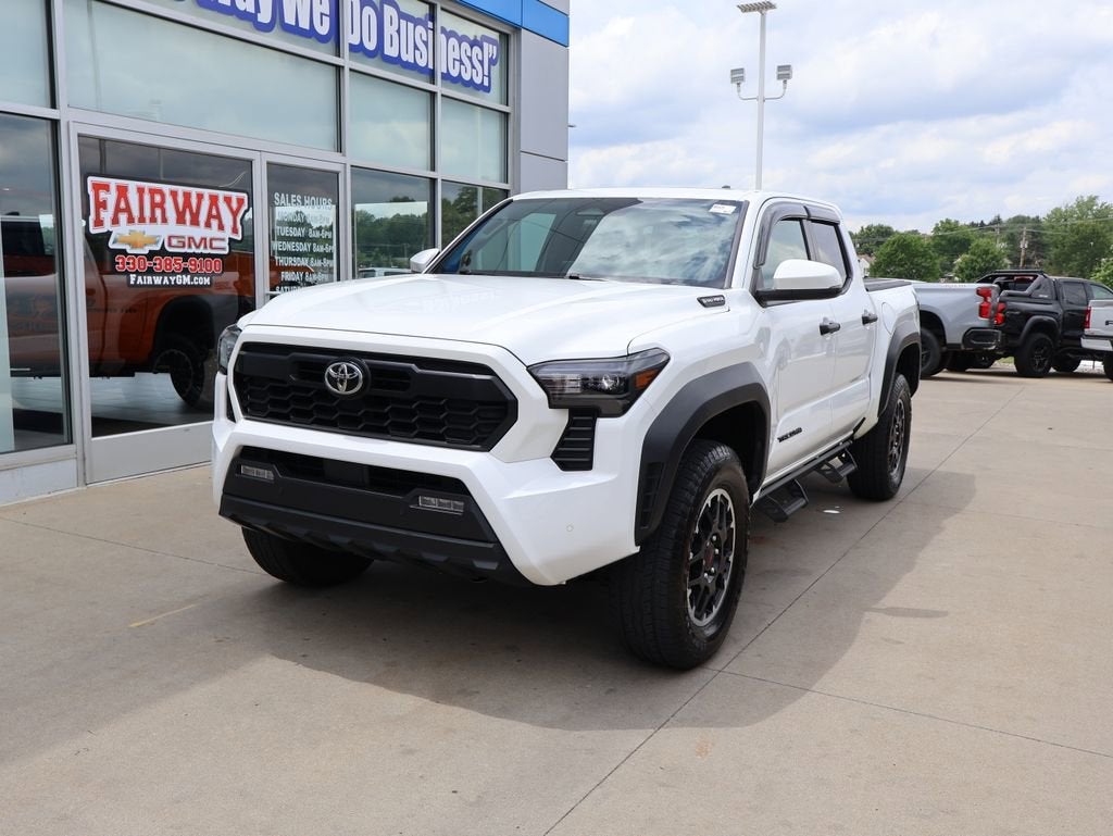 2025 Toyota Tacoma Hybrid TRD Off Road