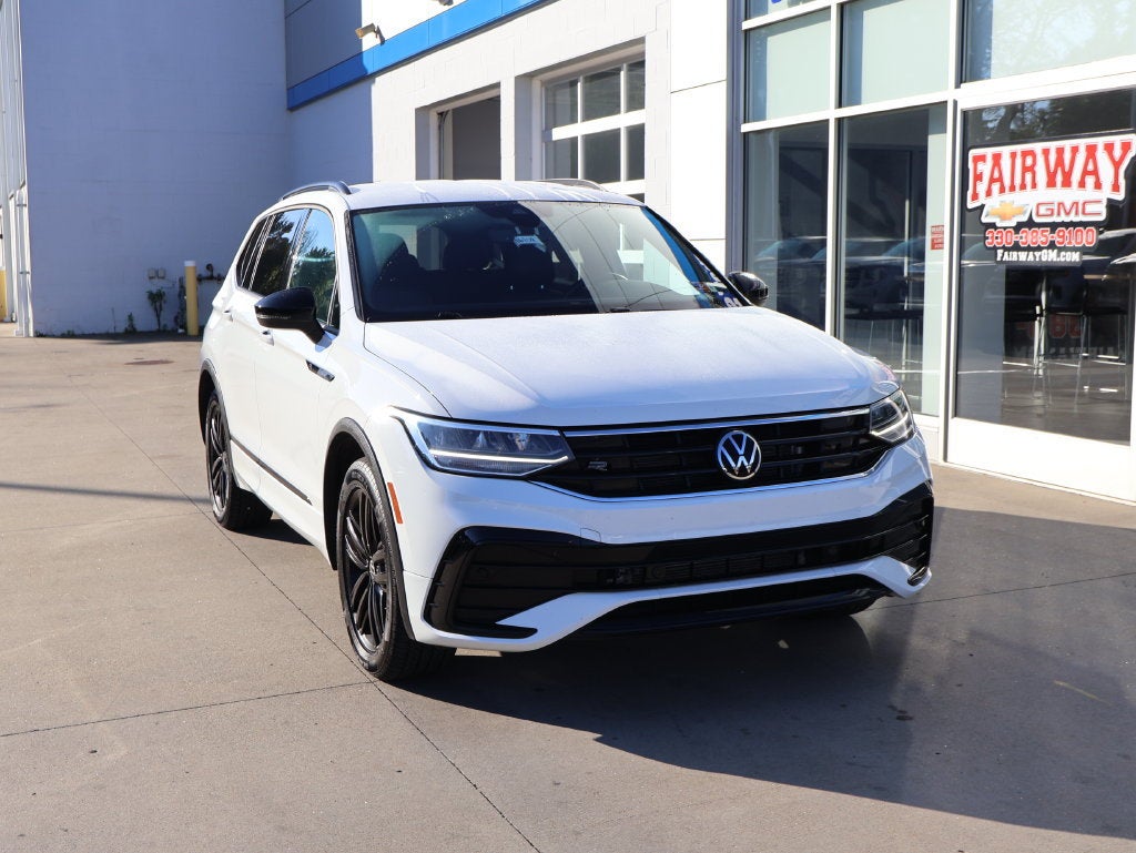 2022 Volkswagen Tiguan 2.0T SE R-Line Black