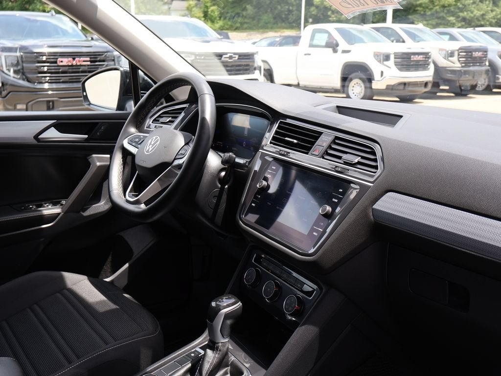 2024 Volkswagen Tiguan 2.0T S