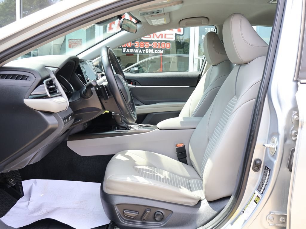 2022 Toyota Camry SE