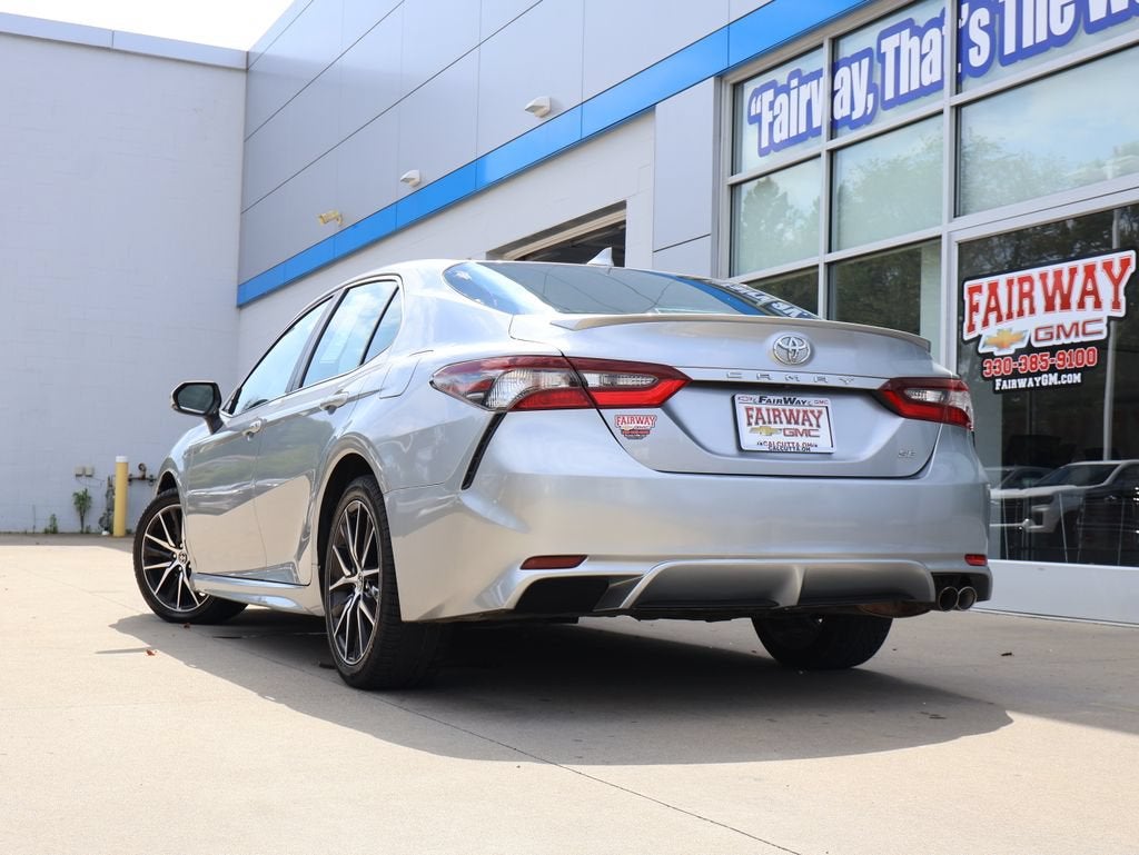 2022 Toyota Camry SE