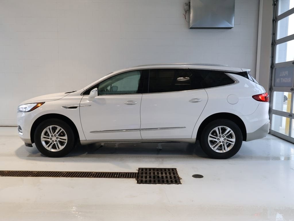 2021 Buick Enclave Essence