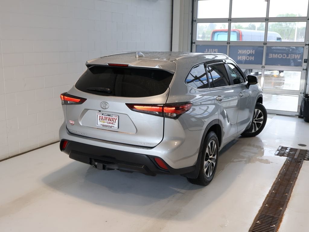 2024 Toyota Highlander XLE