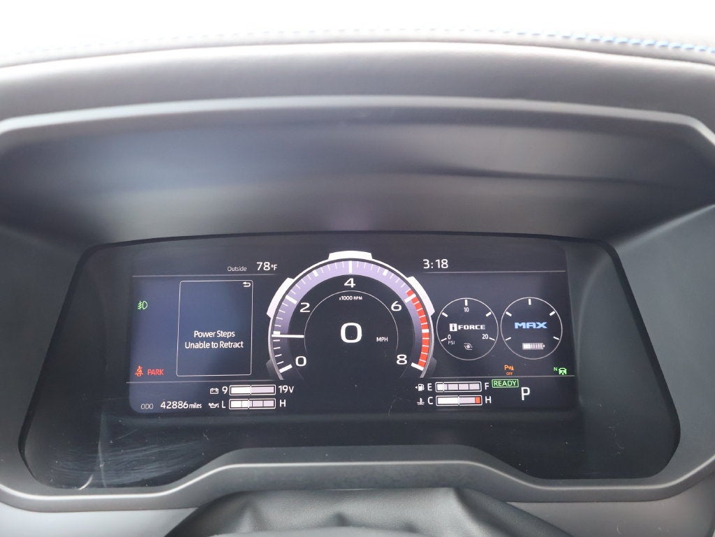 2023 Toyota Híbrido de tundra Platinum