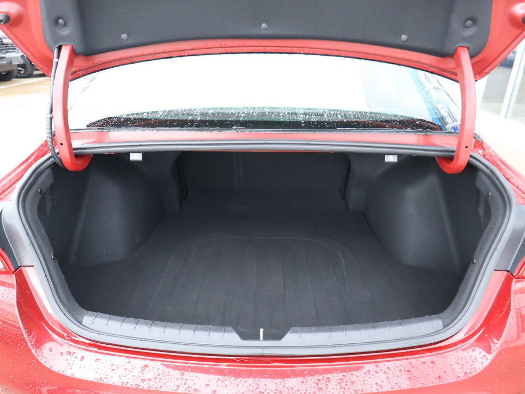 2022 Kia K5 EX