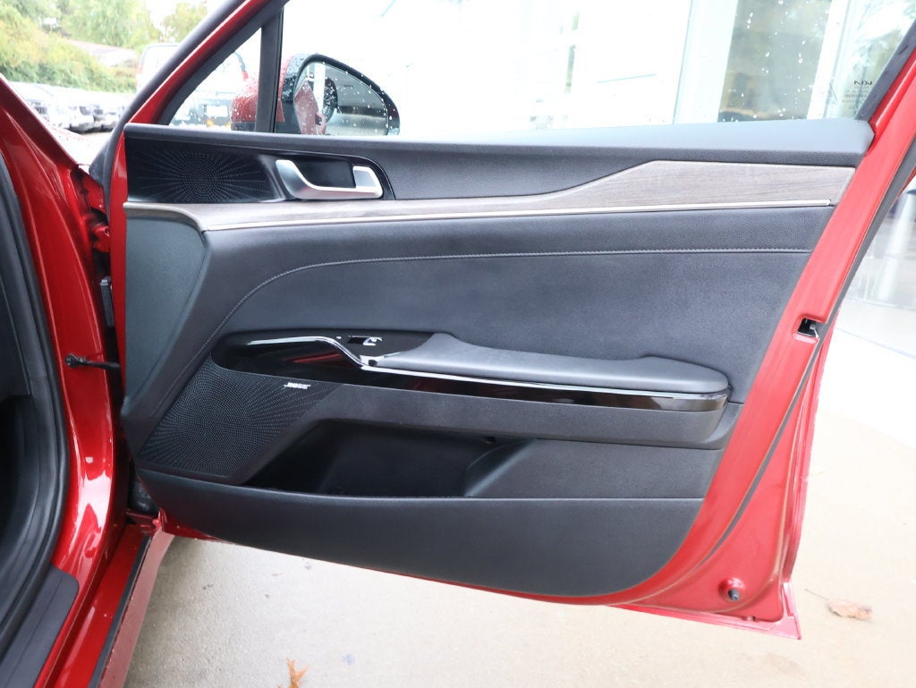 2022 Kia K5 EX