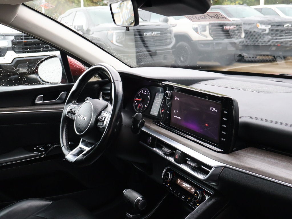 2022 Kia K5 EX