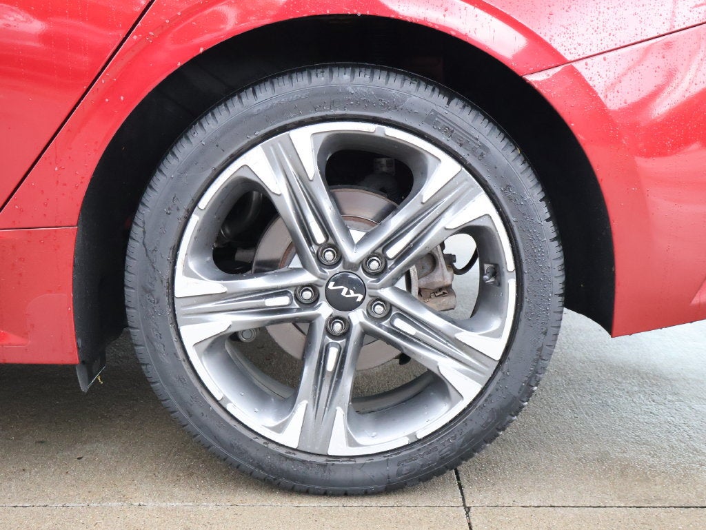 2022 Kia K5 EX