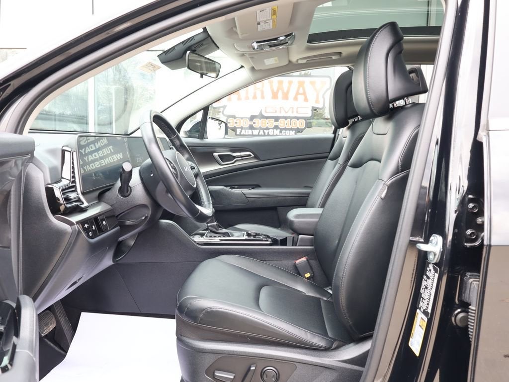 2025 Kia Sportage EX