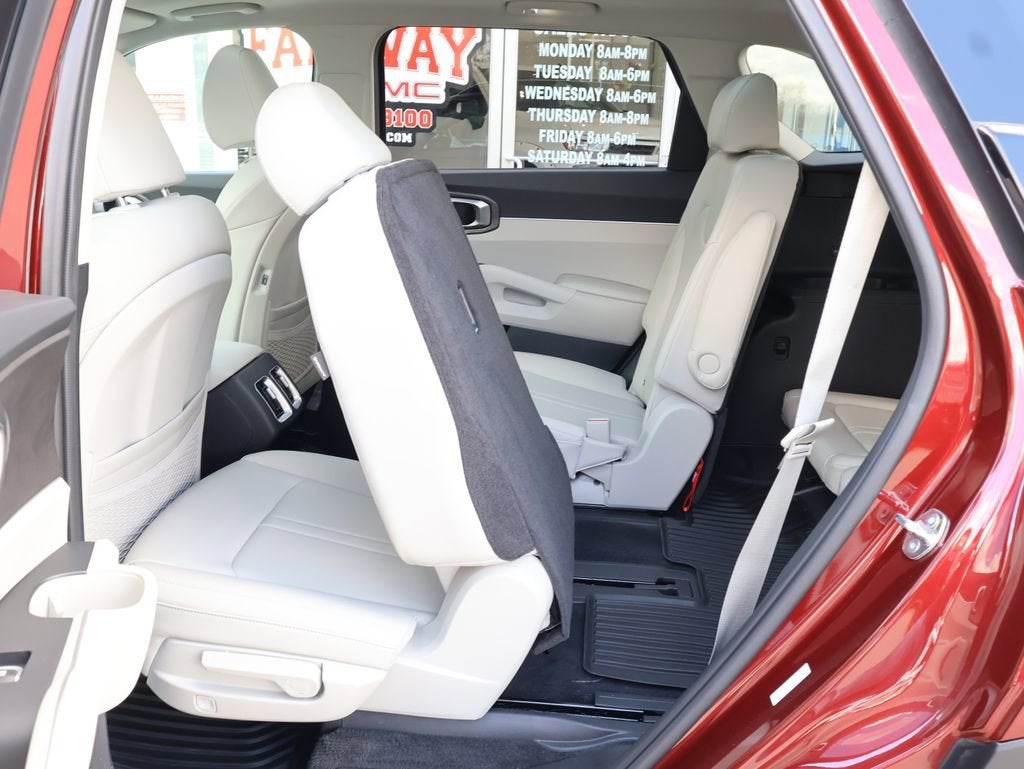 2025 Kia Sorento X-Line EX