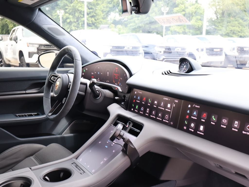 2024 Porsche Taycan Turbo