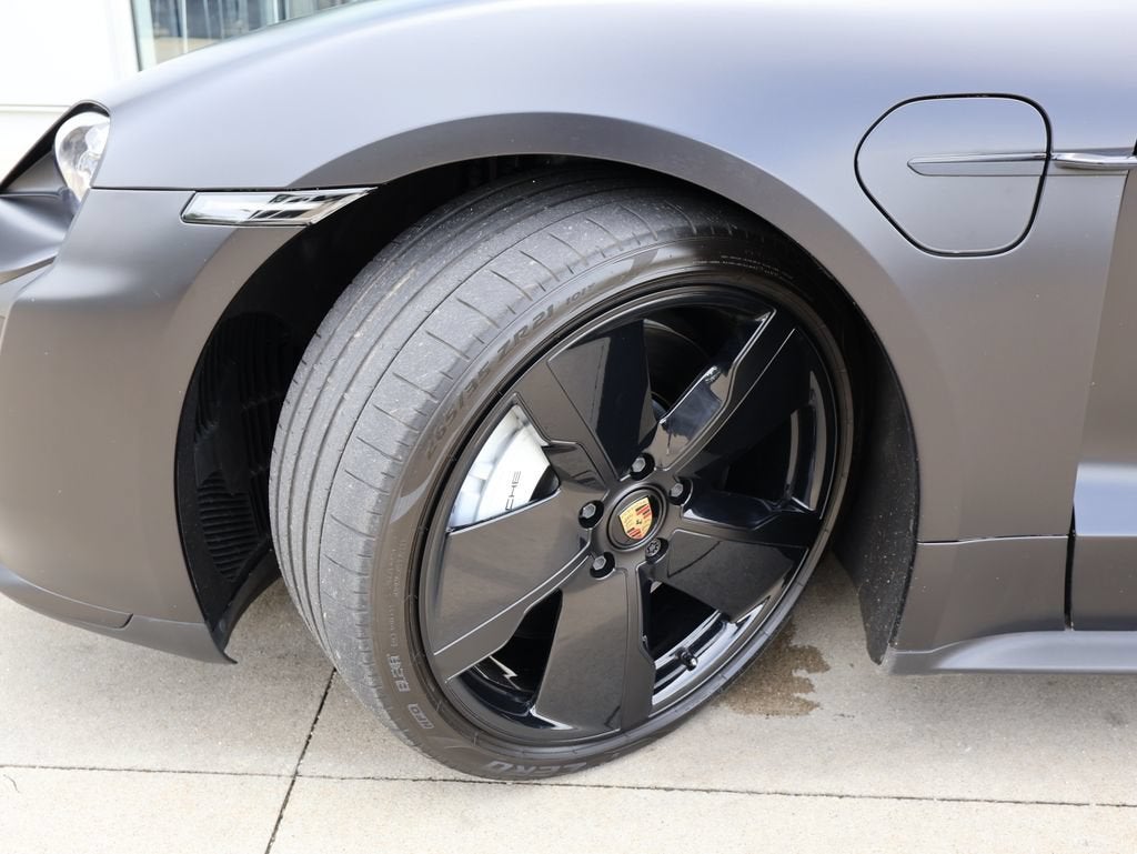 2024 Porsche Taycan Turbo