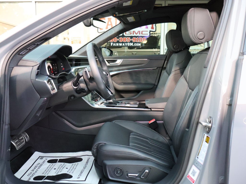 2025 Audi RS 6 Avant performance quattro tiptronic