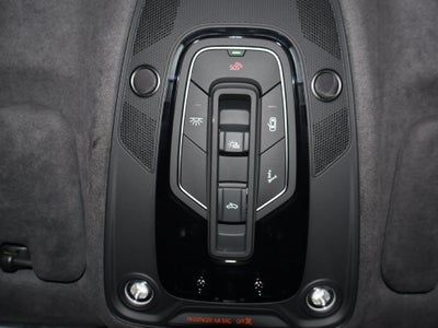2025 Audi RS 6 Avant performance quattro tiptronic